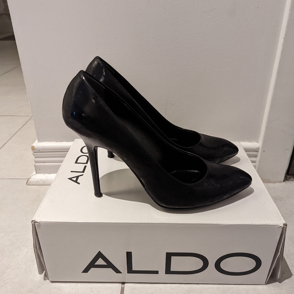 Aldo Pereria black patent pump - Picture 2 of 4